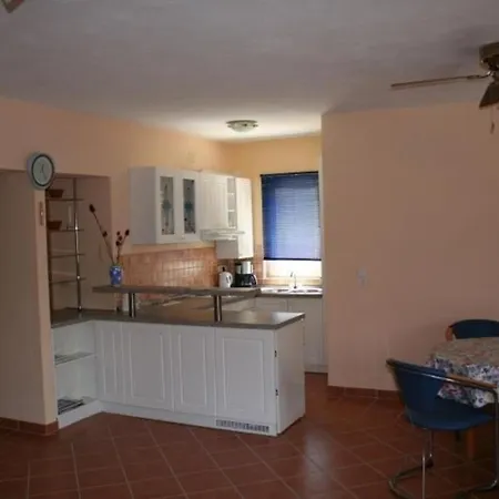 Apartmán Gemuetliche Mit Terrasse Tribalj